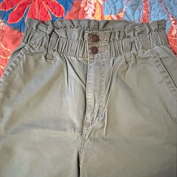 Pants - Picture 4 of 8